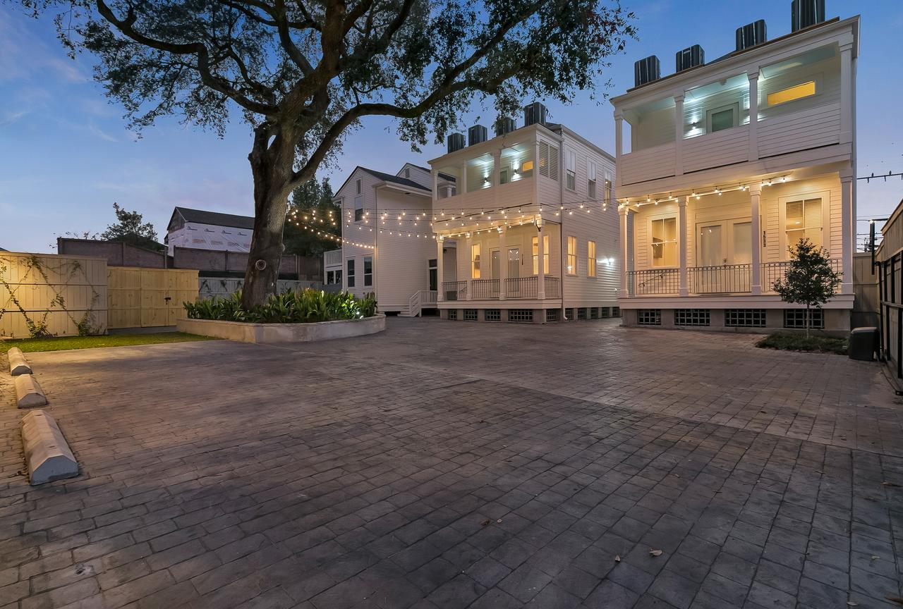Charming 2Br On Carondelet By Hosteeva Apartment นิวออร์ลีนส์ ภายนอก รูปภาพ