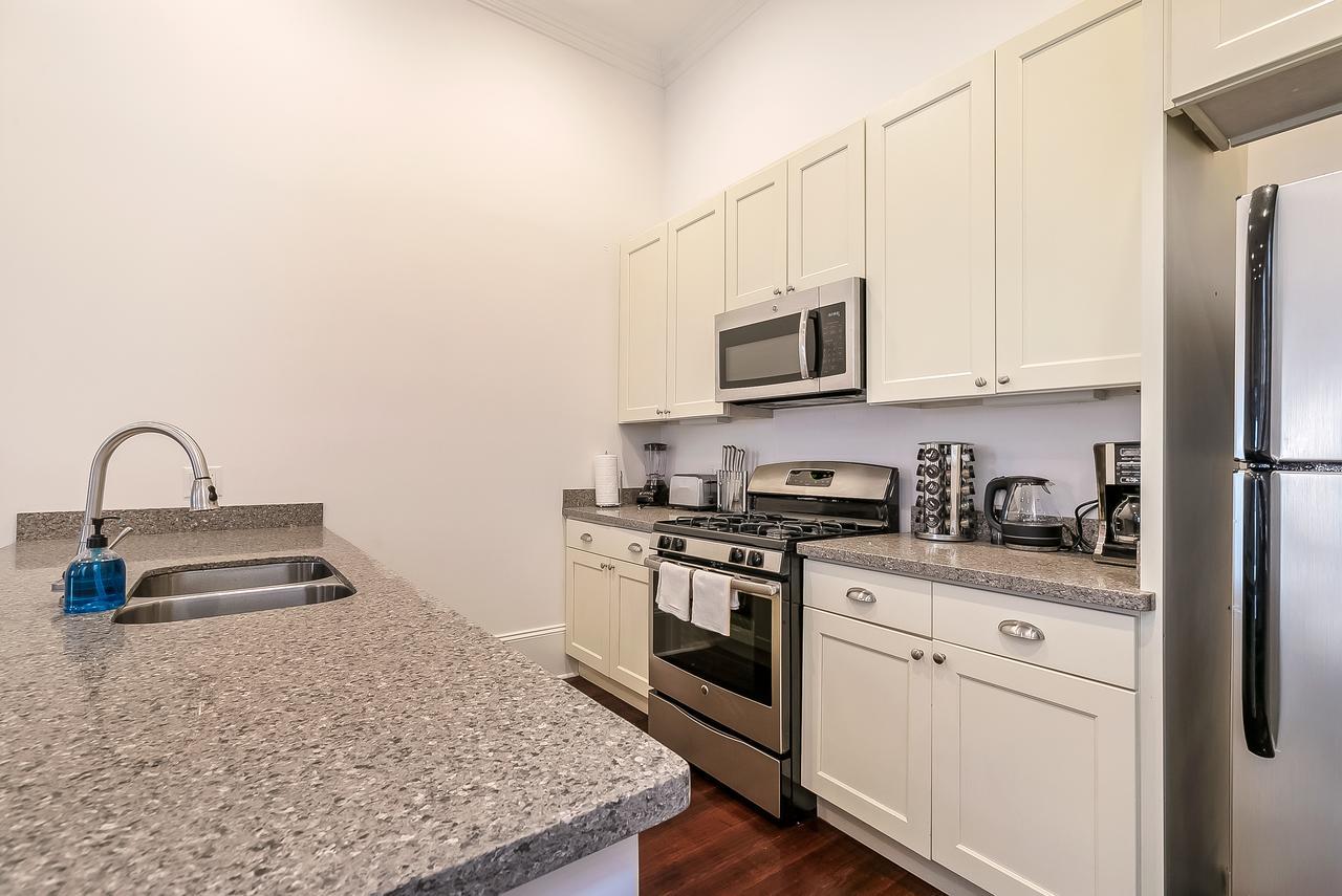 Charming 2Br On Carondelet By Hosteeva Apartment นิวออร์ลีนส์ ภายนอก รูปภาพ